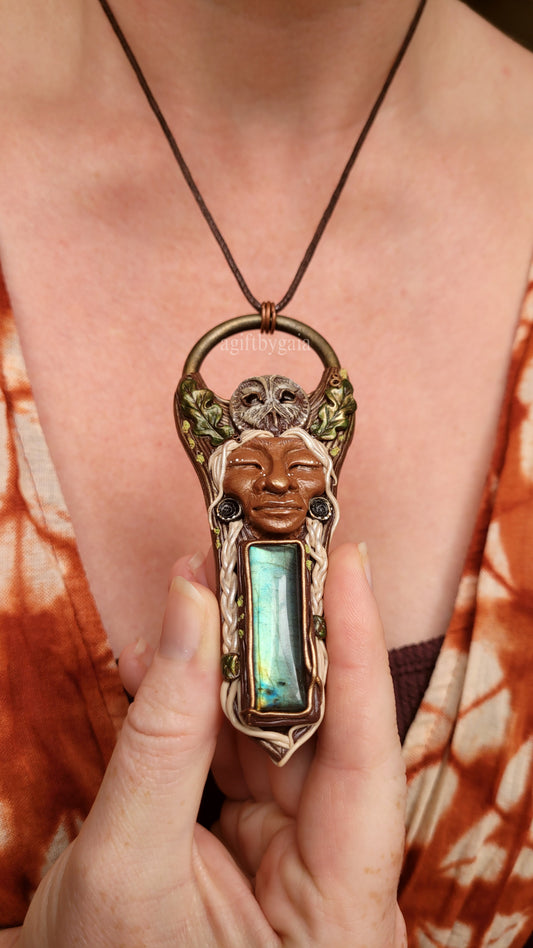 Wise Crone & Tawny Owl Talisman ~ Labradorite