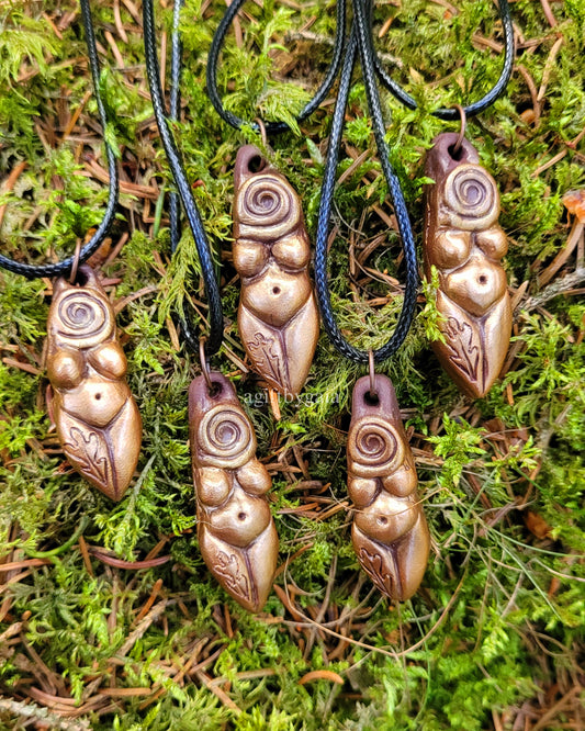 Oak & Spiral Clay Goddess Talisman