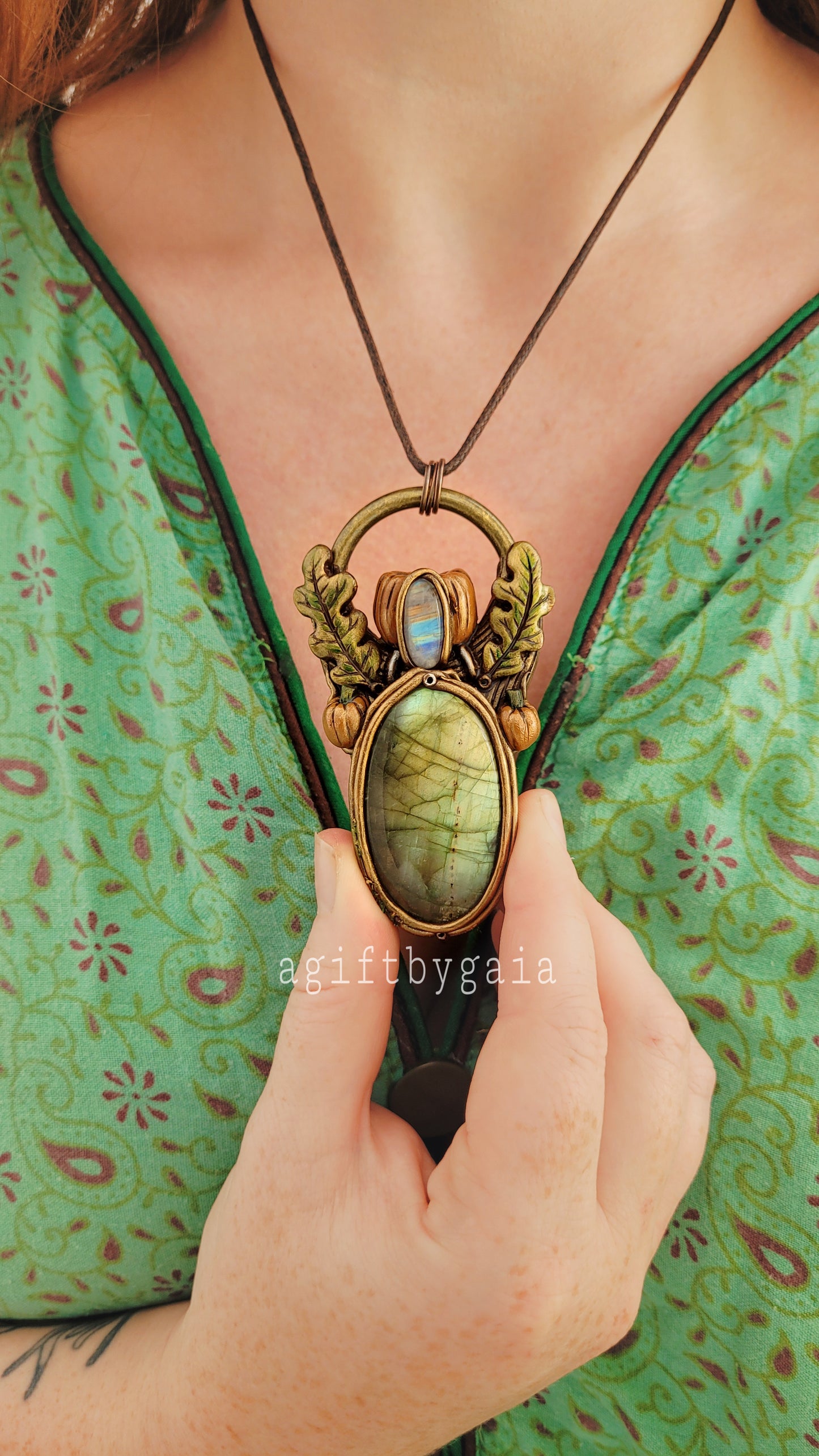 Pumpkin Cauldron Talisman ~ Rainbow Moonstone & Green Labradorite