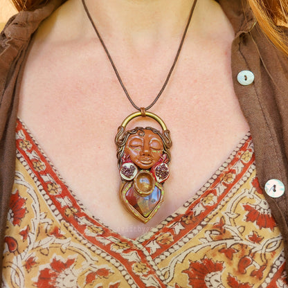 Pomegranate Goddess of Abundance, Bliss & Pleasure ~ Red Jasper & Citrine