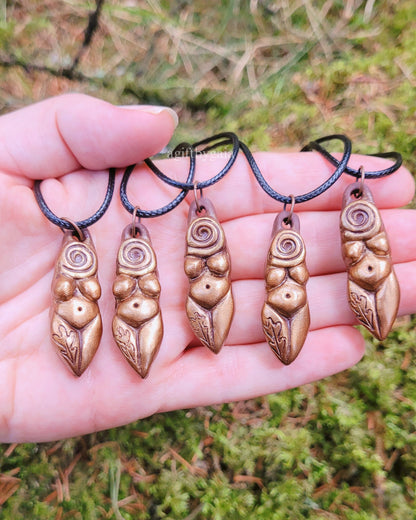 Oak & Spiral Clay Goddess Talisman