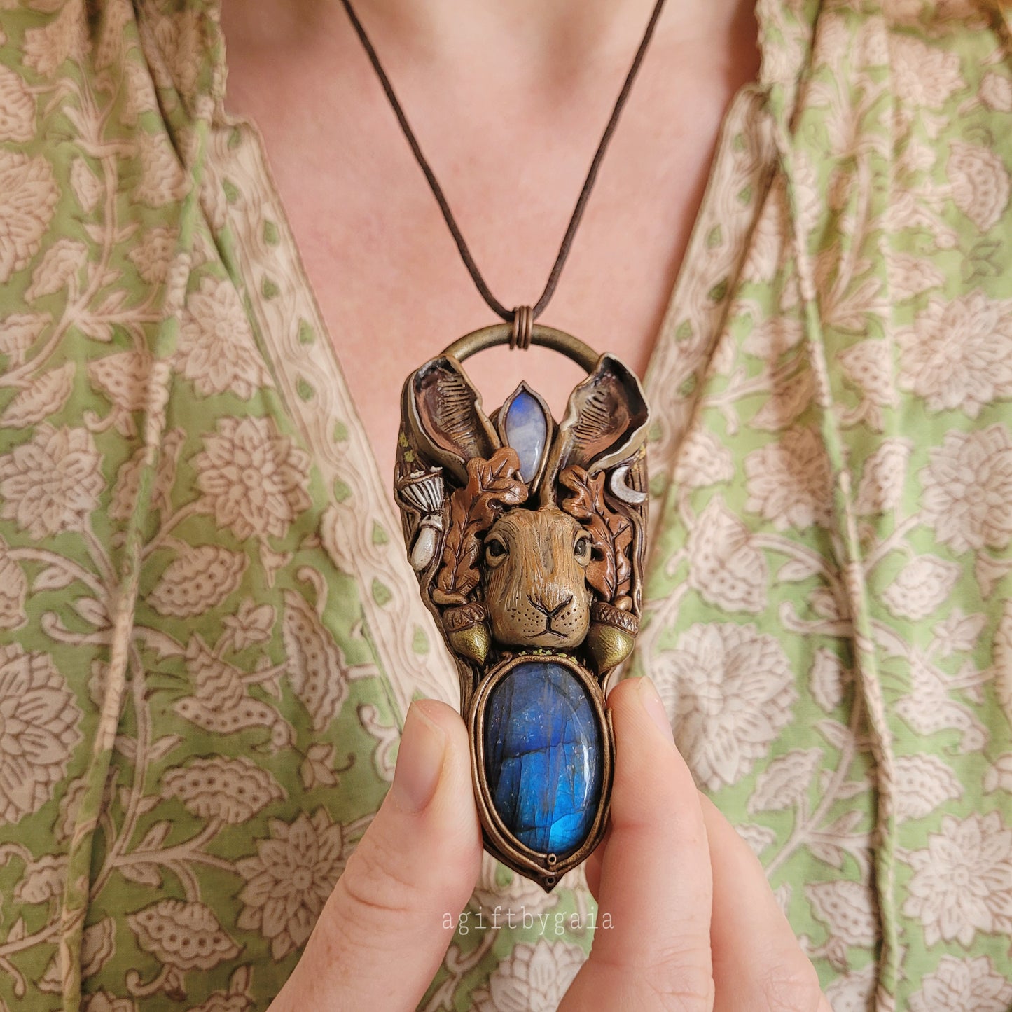 Wild Autumn Hare Talisman ~ Labradorite & Rainbow Moonstone