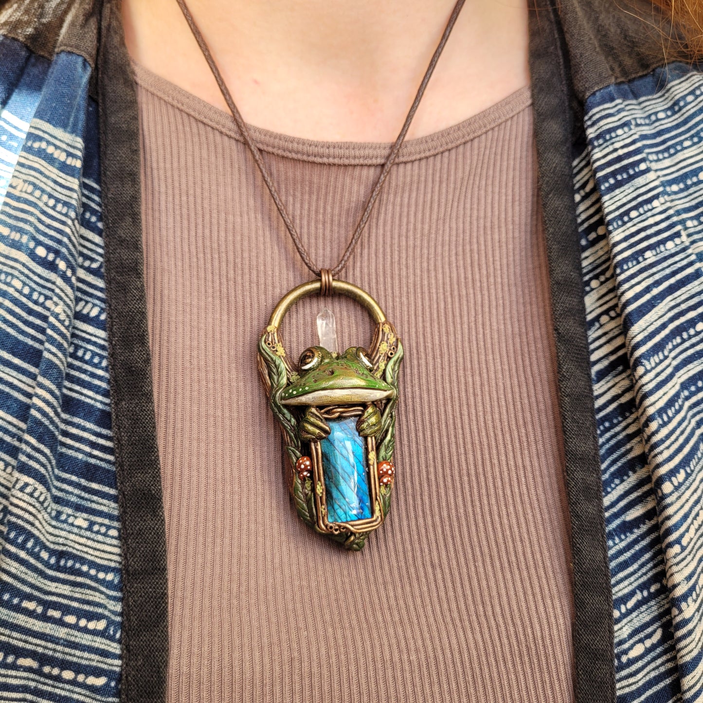 Prosperous Frog Talisman ~ Blue Labradorite