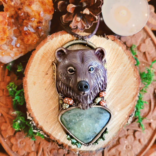 Wise Bear Prehnite Talisman